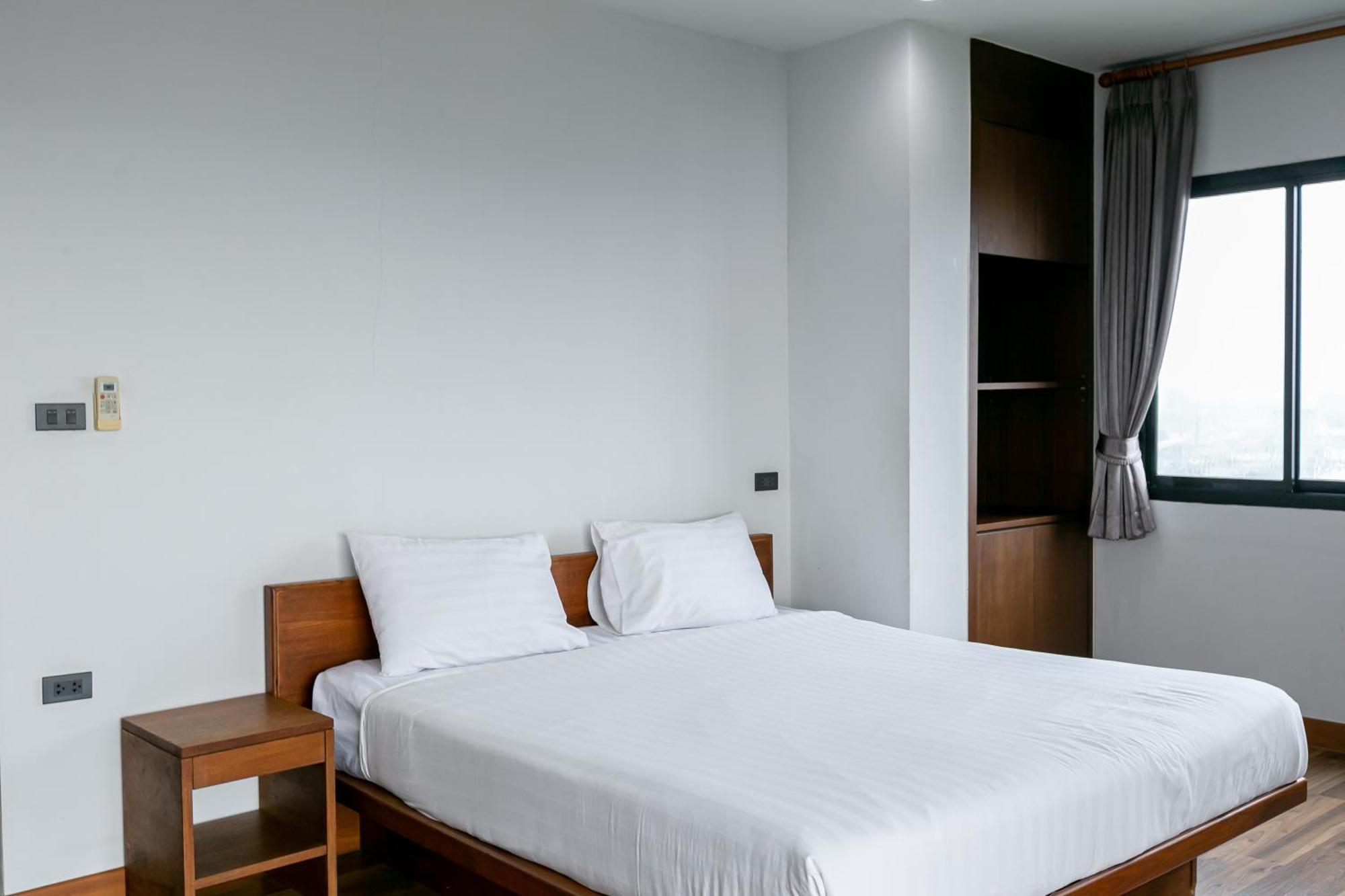 Farthai Residence Phan Thong Bagian luar foto