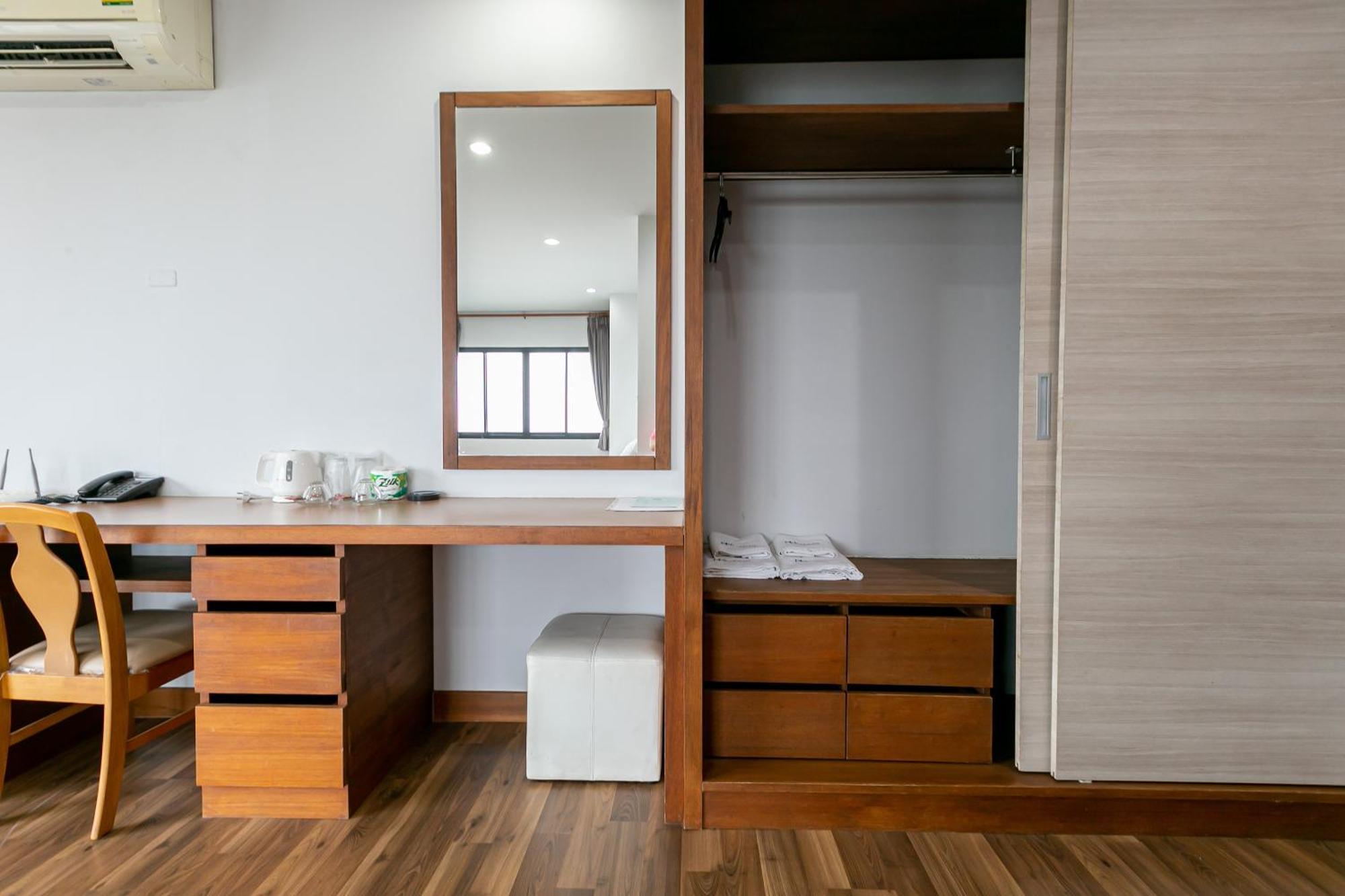 Farthai Residence Phan Thong Bagian luar foto