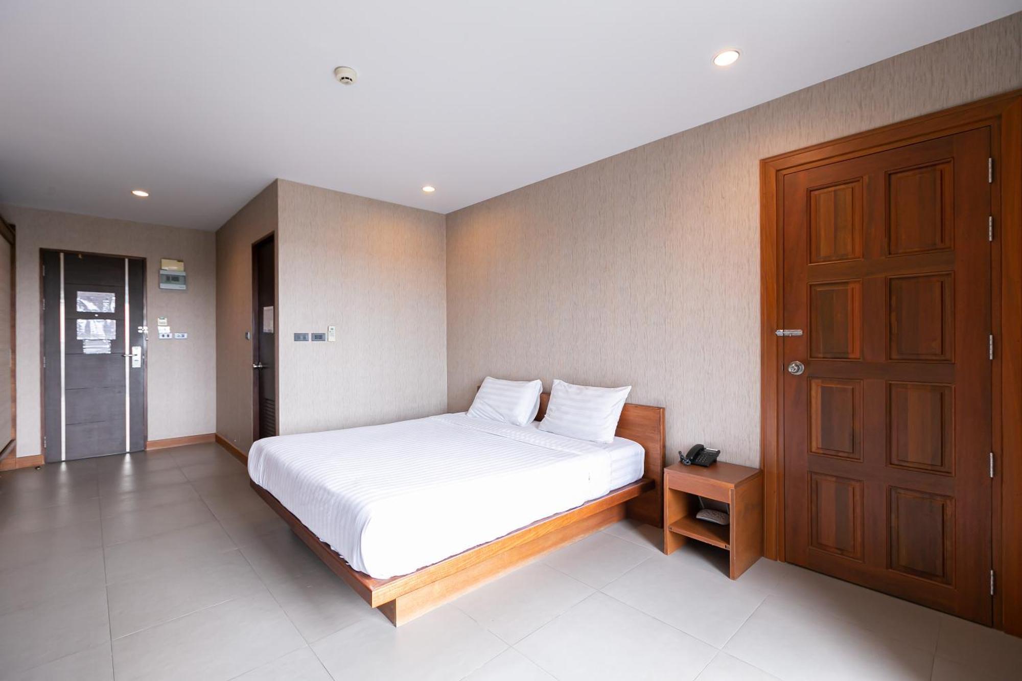 Farthai Residence Phan Thong Bagian luar foto