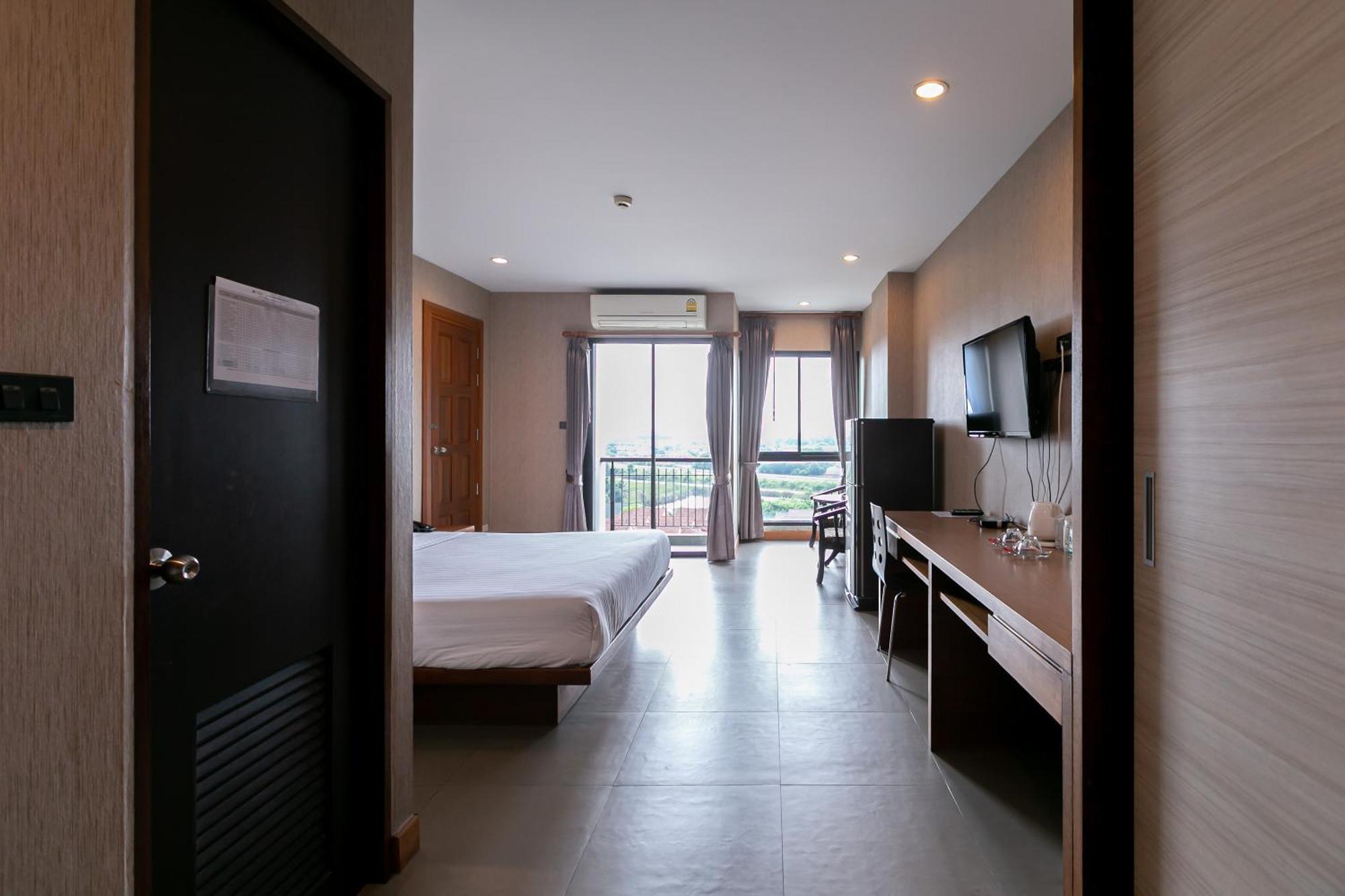 Farthai Residence Phan Thong Bagian luar foto