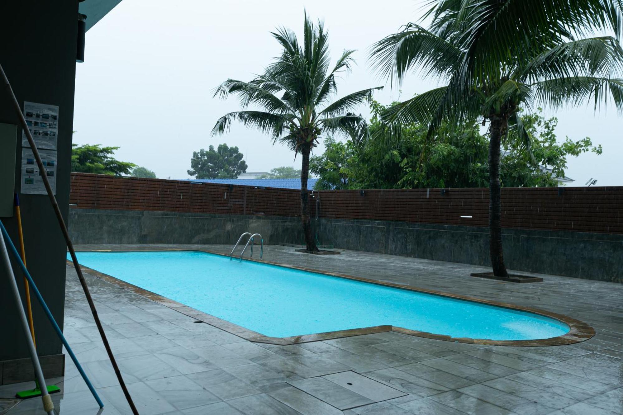 Farthai Residence Phan Thong Bagian luar foto