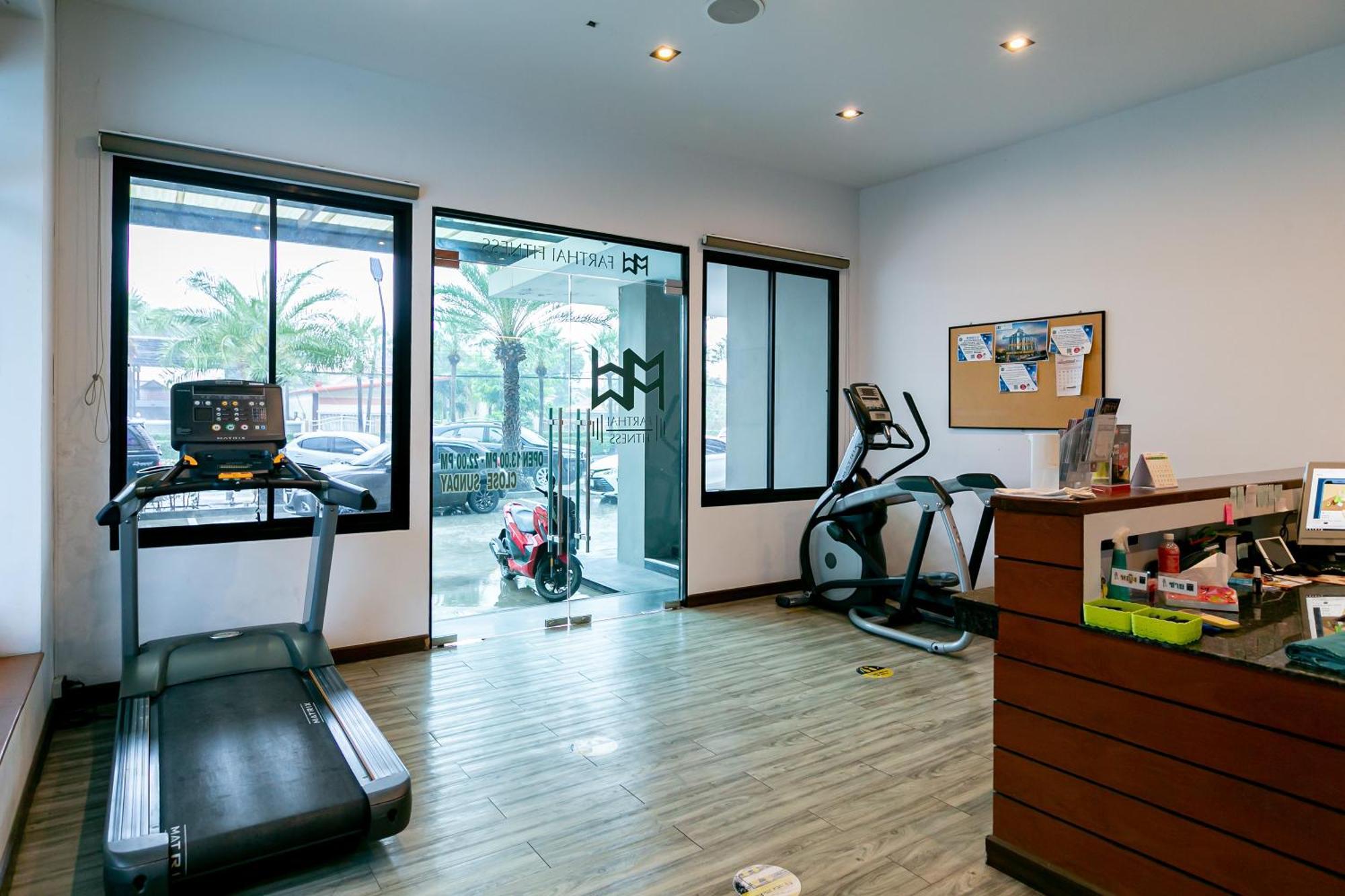 Farthai Residence Phan Thong Bagian luar foto